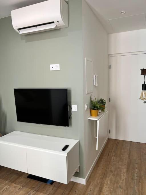 Studio 1 Neuf A 100 M Des Plages Et De La Gare Saint-Raphaël Eksteriør billede