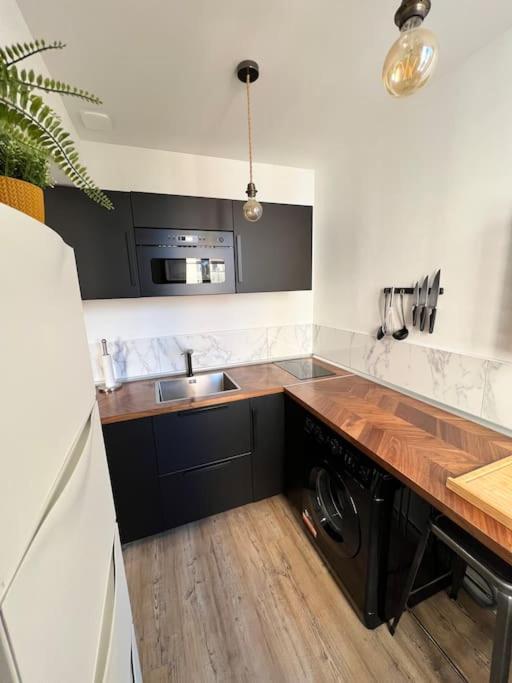 Studio 1 Neuf A 100 M Des Plages Et De La Gare Saint-Raphaël Eksteriør billede